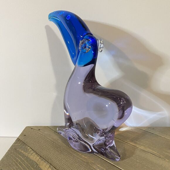 Vintage Toucan Bird Hand Blown Art Glass Figurine Decor Blue Amethyst - Picture 5 of 6